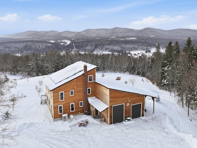 House for sale in Albany, Vermont