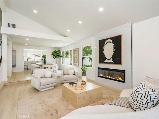 House for sale in Glendale