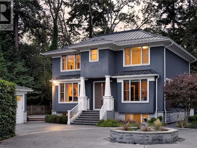 House for sale in Oak Bay, British Columbia