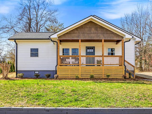 House for sale in Hendersonville, North Carolina