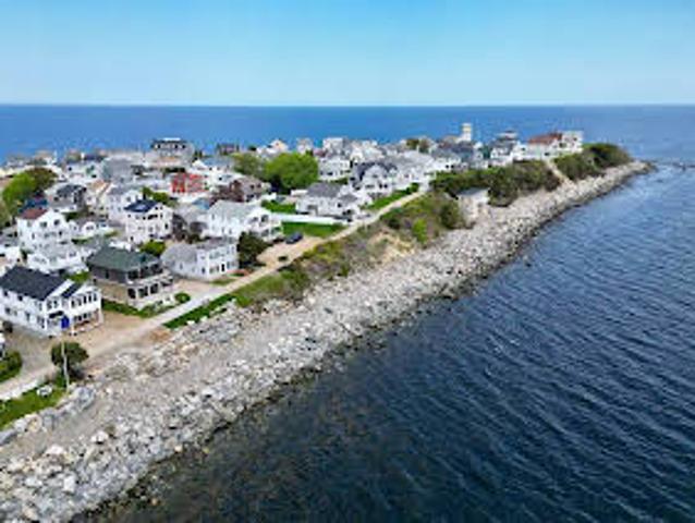House for sale in Hampton