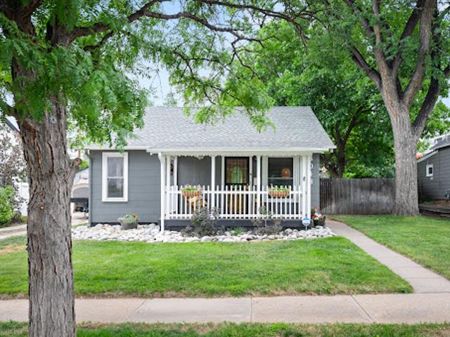 House for sale in Arapahoe, Colorado