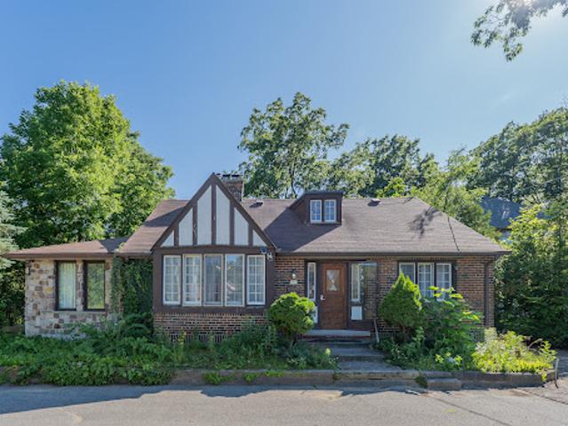 House for sale in Mississauga House for sale in Mississauga