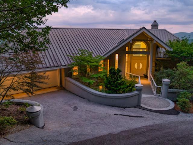 House for sale in Highlands, North Carolina