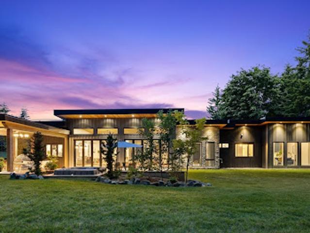 House for sale in Courtenay