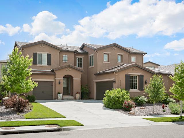 House for sale in Lakewood House for sale in Lakewood