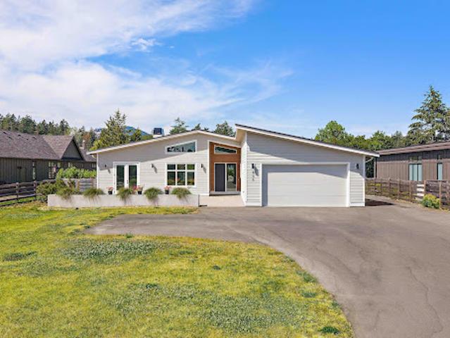 House for sale in North Saanich, British Columbia