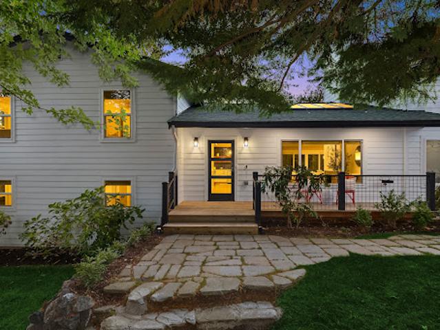 House for sale in Bainbridge Island, Kitsap County