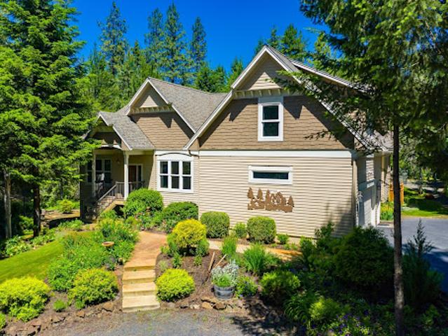 House for sale in Chattaroy, Washington
