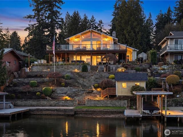 House for sale in Washington