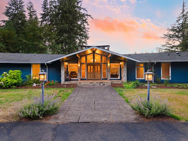 House for sale in Shelton, Washington