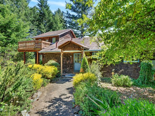 House for sale in Elk, California