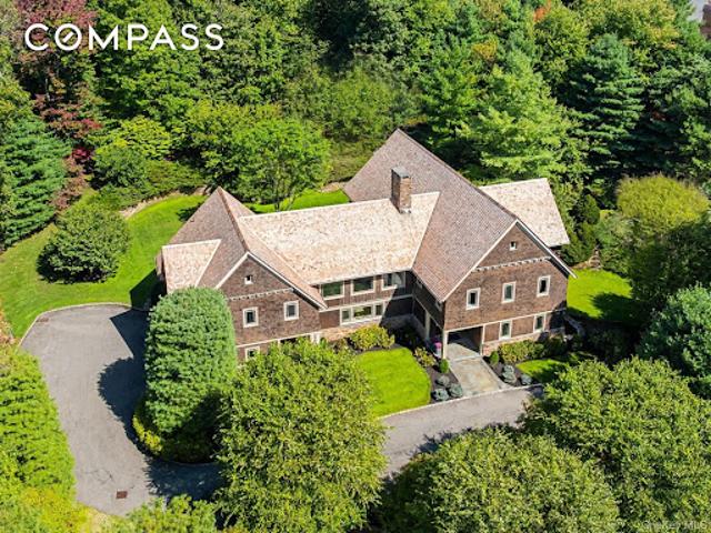 House for sale in Armonk, Westchester County