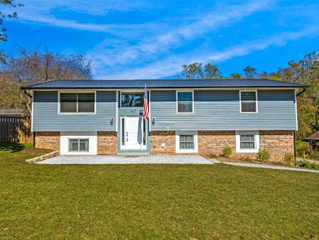 House for sale in Hendersonville, North Carolina