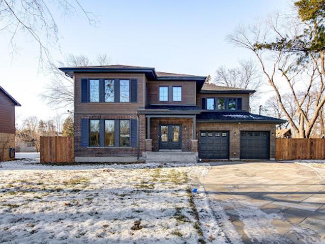 House for sale in Pointe-claire