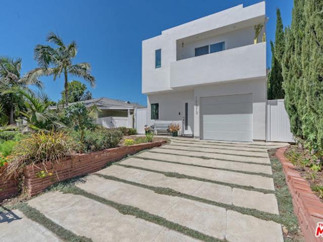 House for sale in Canoga Park, California