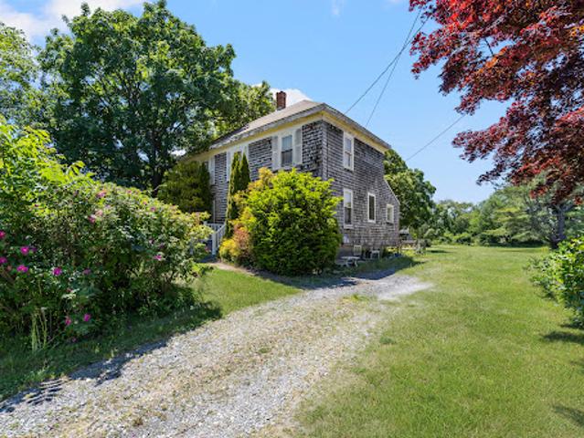 House for sale in Portsmouth, Rhode Island