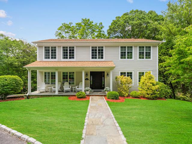 House for sale in Chappaqua, Westchester County