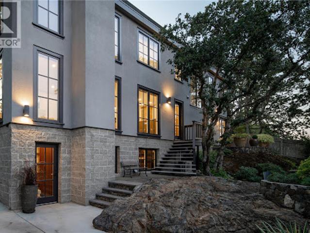 House for sale in Oak Bay, British Columbia