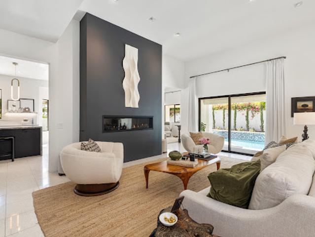 House for sale in Indian Wells