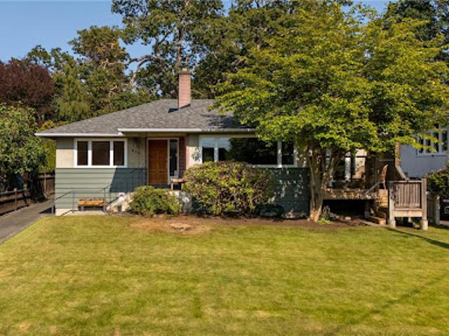 House for sale in Oak Bay, British Columbia
