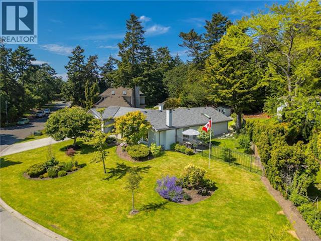 House for sale in Saanich, British Columbia
