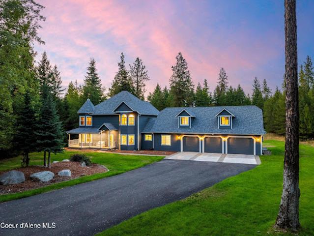 House for sale in Hayden, Idaho