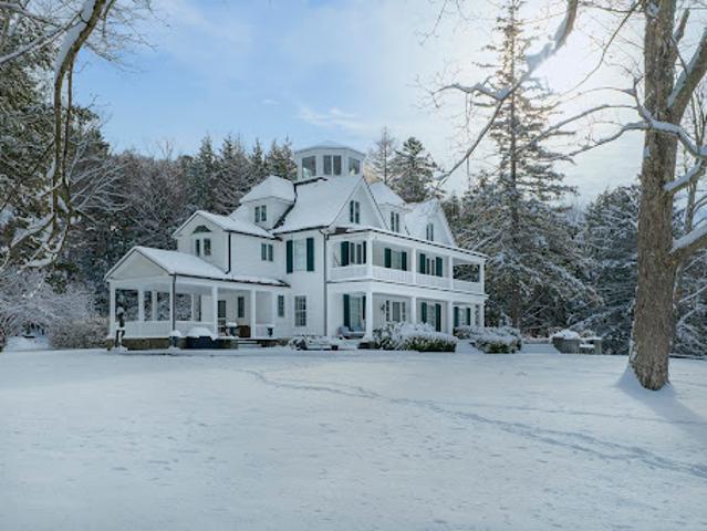 House for sale in New York