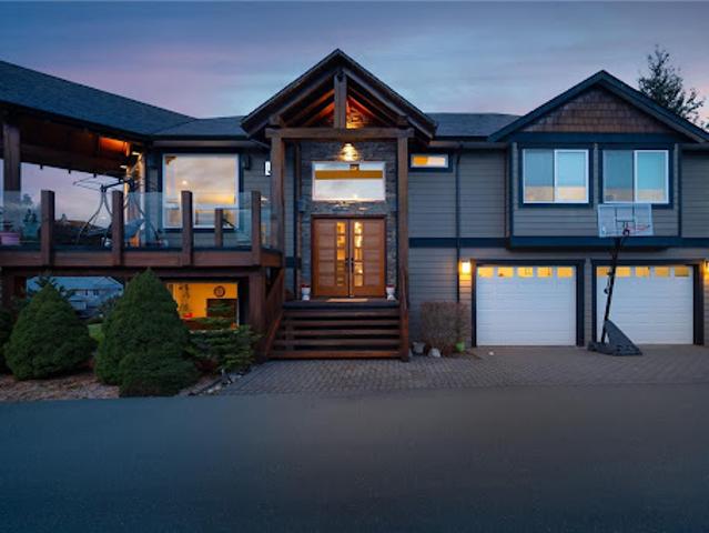 House for sale in Courtenay, British Columbia