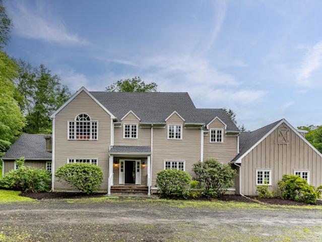 House for sale in New Milford