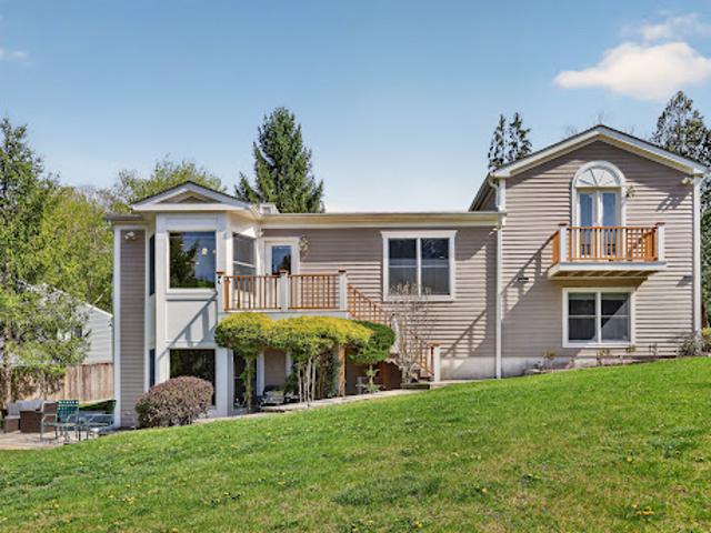 House for sale in Pleasantville, New York
