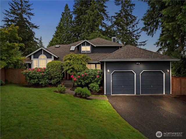 House for sale in Kirkland House for sale in Kirkland