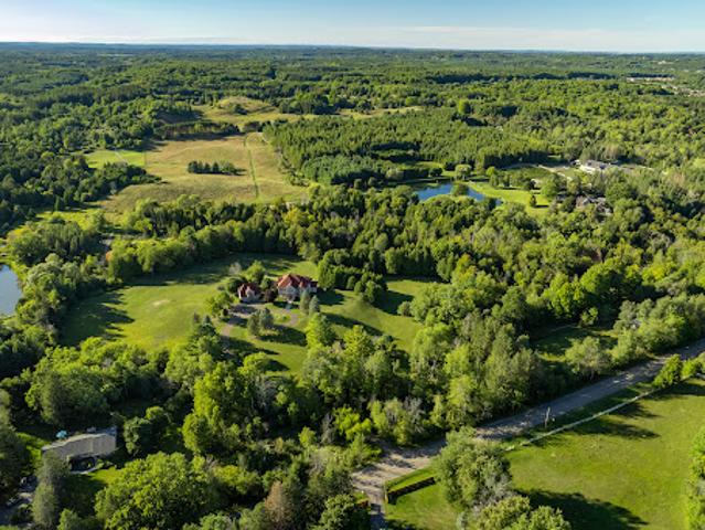 House for sale in Caledon, Golden Horseshoe