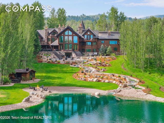 House for sale in Wilson, Teton County