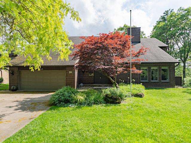 House for sale in Ancaster, Ontario