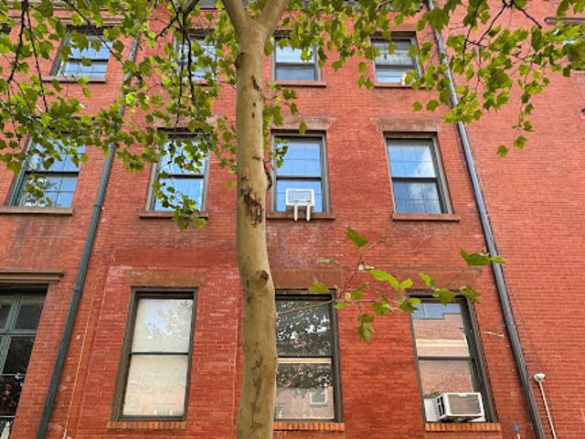 House for sale in New York, Arverne