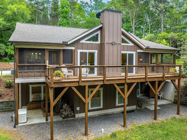 House for sale in Fairview House for sale in Fairview