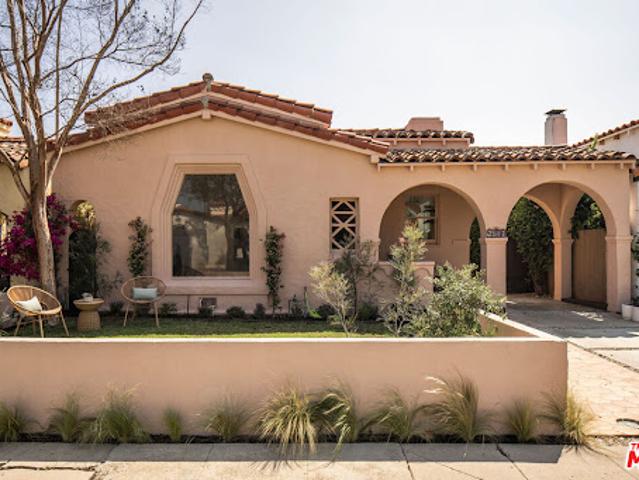 House for sale in Canoga Park, California