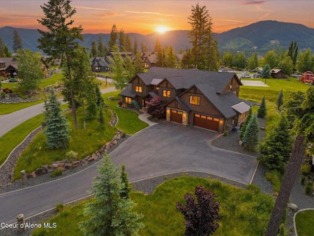 House for sale in Hayden, Idaho