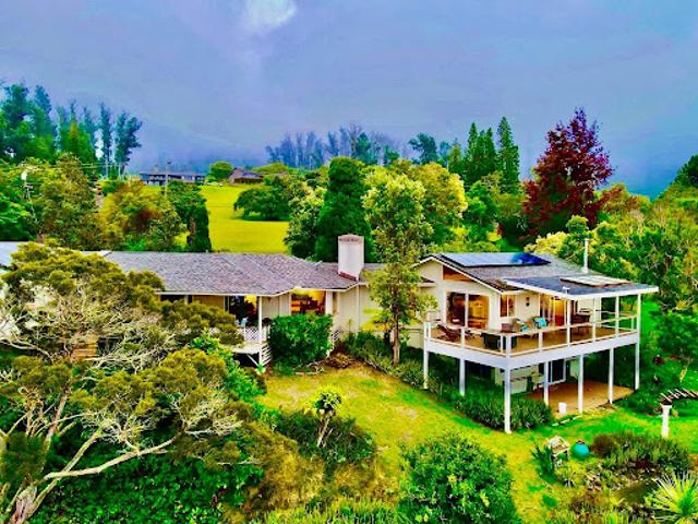 House for sale in Kula, Hawaii