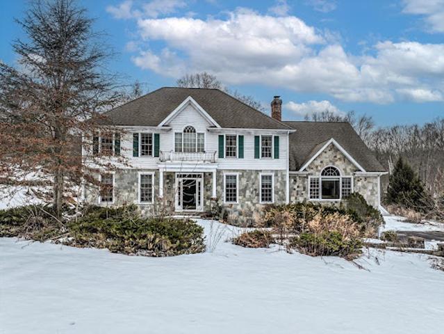 House for sale in Easton, Connecticut