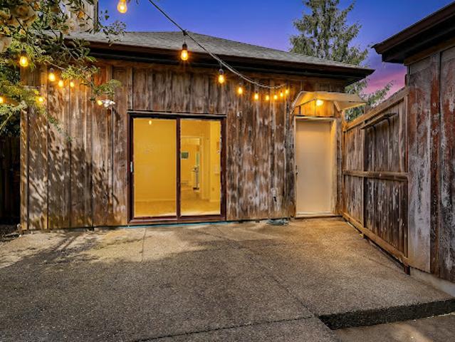 House for sale in Victoria, British Columbia