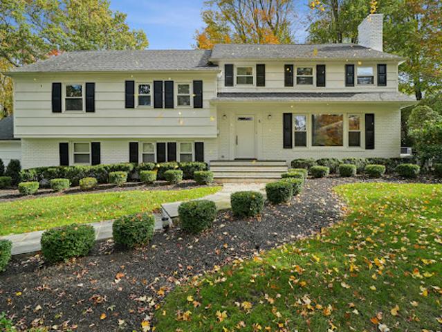House for sale in Summit, New Jersey