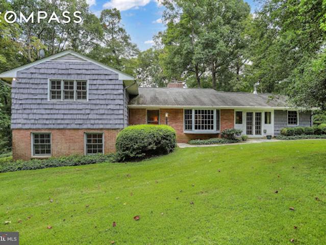 House for sale in Great Falls, Fairfax County