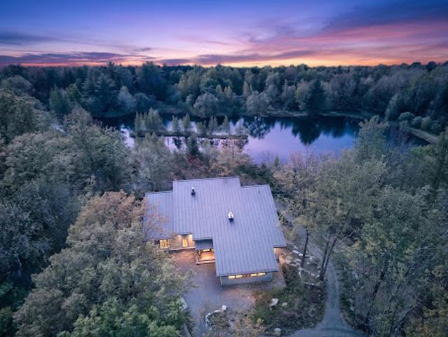 House for sale in Lac-Brome, Estrie
