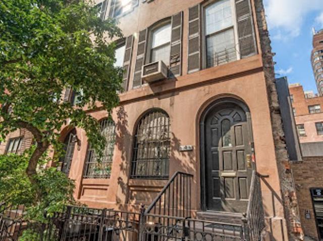 House for sale in Arverne, New York