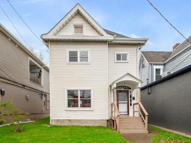 House for sale in Coraopolis
