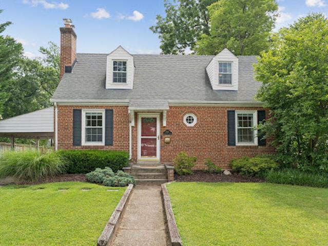 House for sale in Falls Church