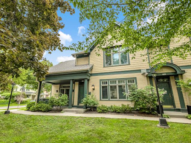 House for sale in Shorewood
