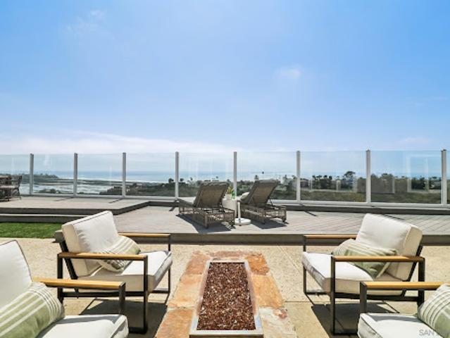 House for sale in Cardiff, California
